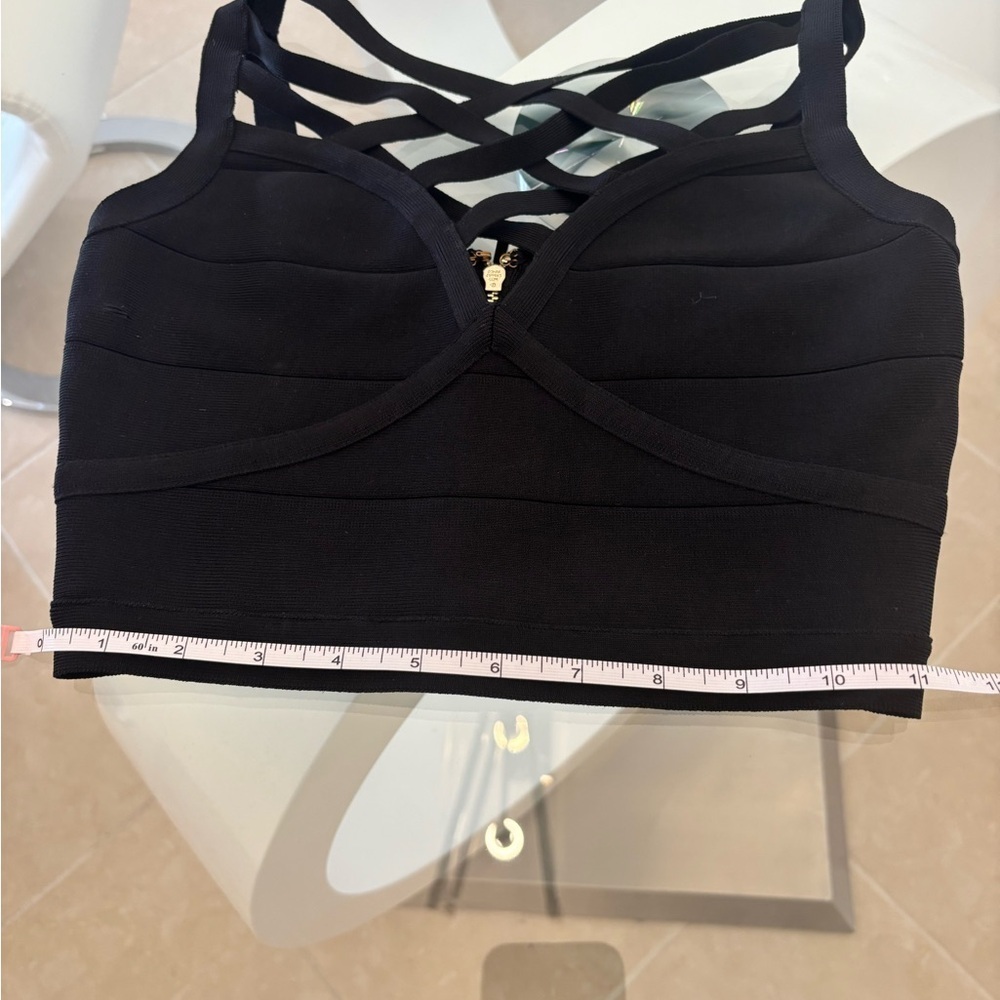 Black Strappy Women's Cropped Top - Picture 4 of 4